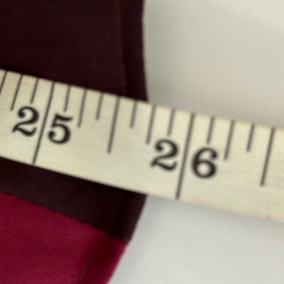 Loft sz sm top silky feel sleeveless, Front is a raspberry and remainder is brn - Picture 5 of 10